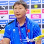 Huấn luyện viên Kim Sang-sik và những đóng góp cho bóng đá Việt Nam