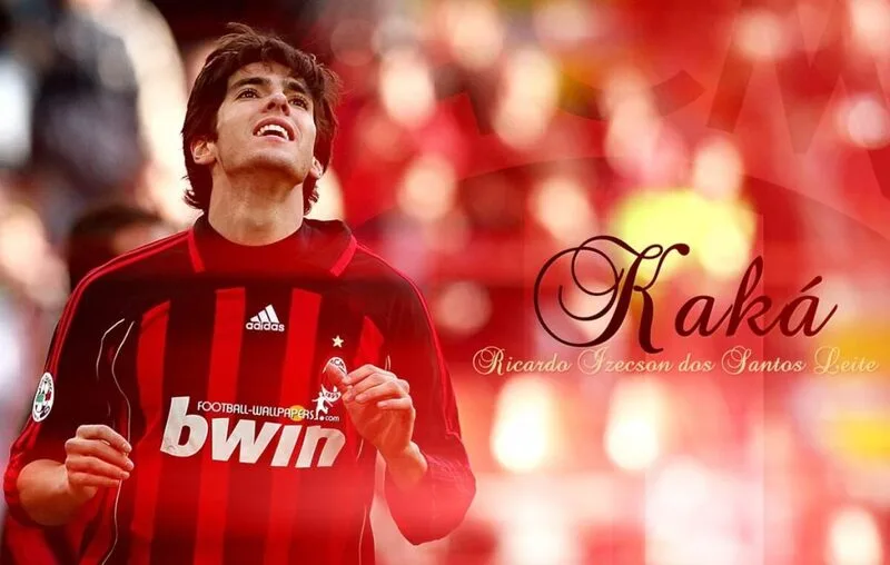 AC Milan là nơi Kaká đạt đỉnh cao sự nghiệp, trở thành một trong những tiền vệ tấn công hay nhất thế giới.