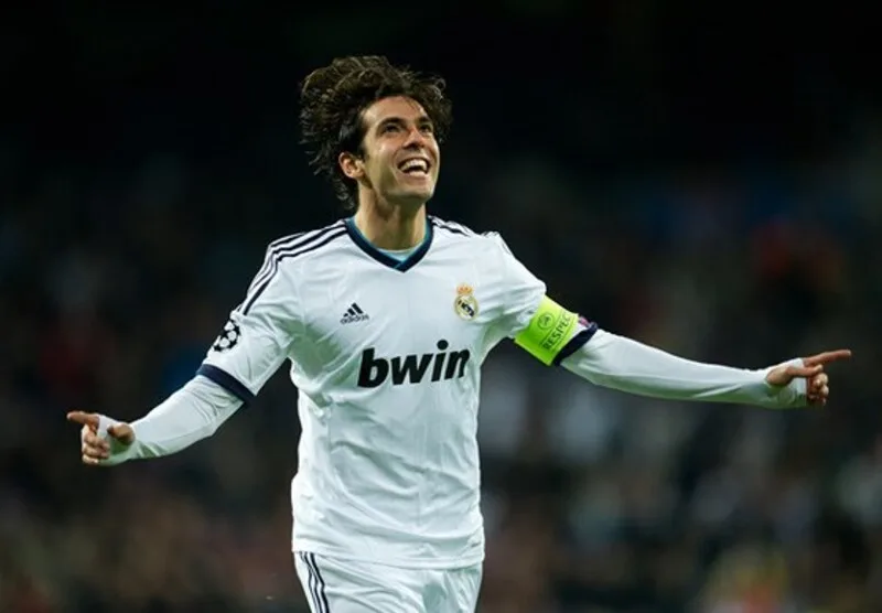 Dù không đạt đỉnh cao như ở Milan, Kaká vẫn giữ thái độ chuyên nghiệp và có nhiều khoảnh khắc đáng nhớ tại Real Madrid.