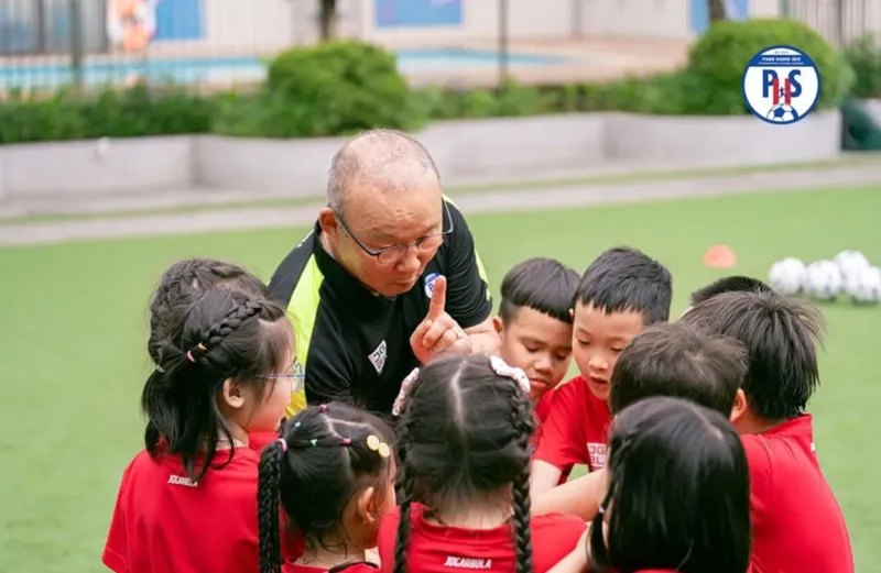 Học viện bóng đá Park Hang-seo thể hiện mong muốn đóng góp lâu dài cho đào tạo trẻ và phát triển bóng đá cộng đồng tại Việt Nam.