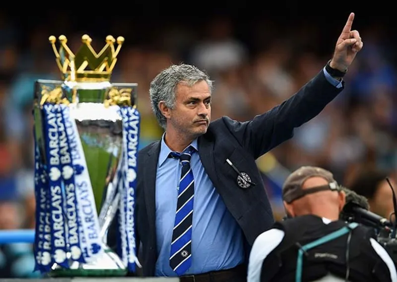 Bộ sưu tập danh hiệu đồ sộ giúp Mourinho trở thành một trong những nhà cầm quân thành công nhất bóng đá hiện đại.